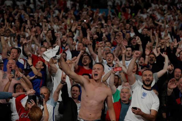 开云体育-林良锋：别酸了，英格兰战胜的不只是丹麦，更是心魔