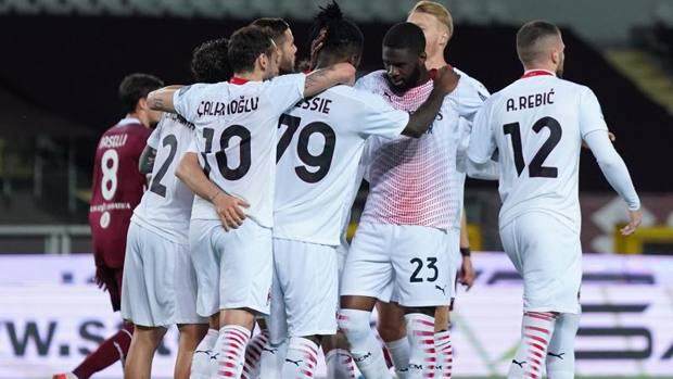 开云在线-“7+3”比0的两次都灵之旅，米兰距重返欧冠又近一步